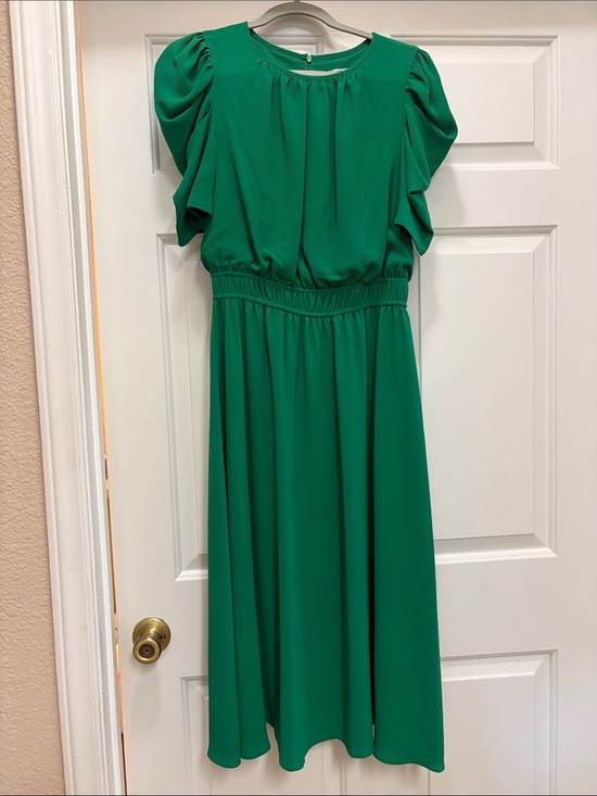 London Style Dresses & Skirts - London Style Emerald Green Blouse with Gathered Neck